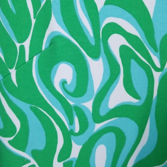 Lilly Pulitzer vneck dress - Picture 3 of 6